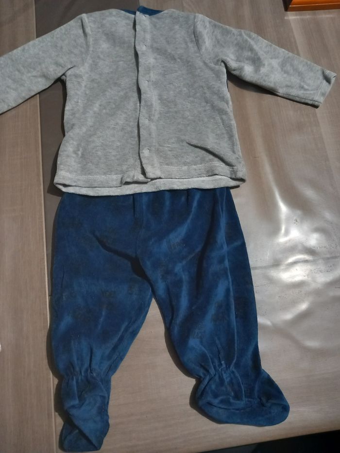 Pyjama - photo numéro 2