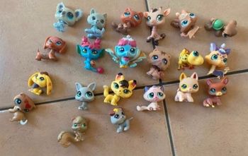 Lot figurines type Petshop 