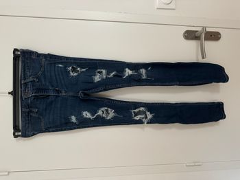 Jean troué Hollister 14 ans