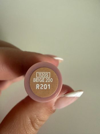 Correcteur beige 200