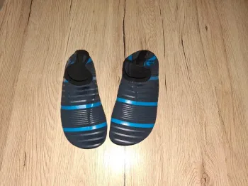 Chaussure d'eau