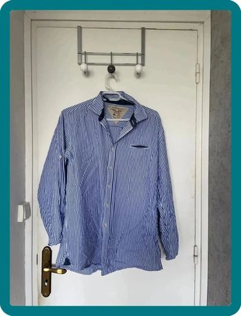 Chemise bleue rayures