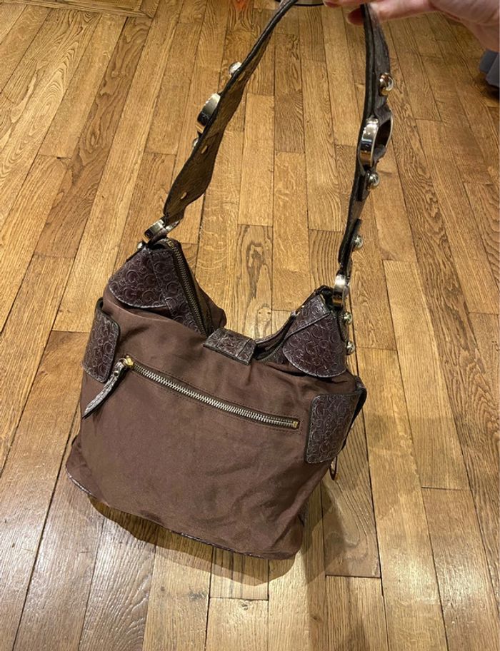 Beau sac vintage Y2K Guess très peu porté - photo numéro 3