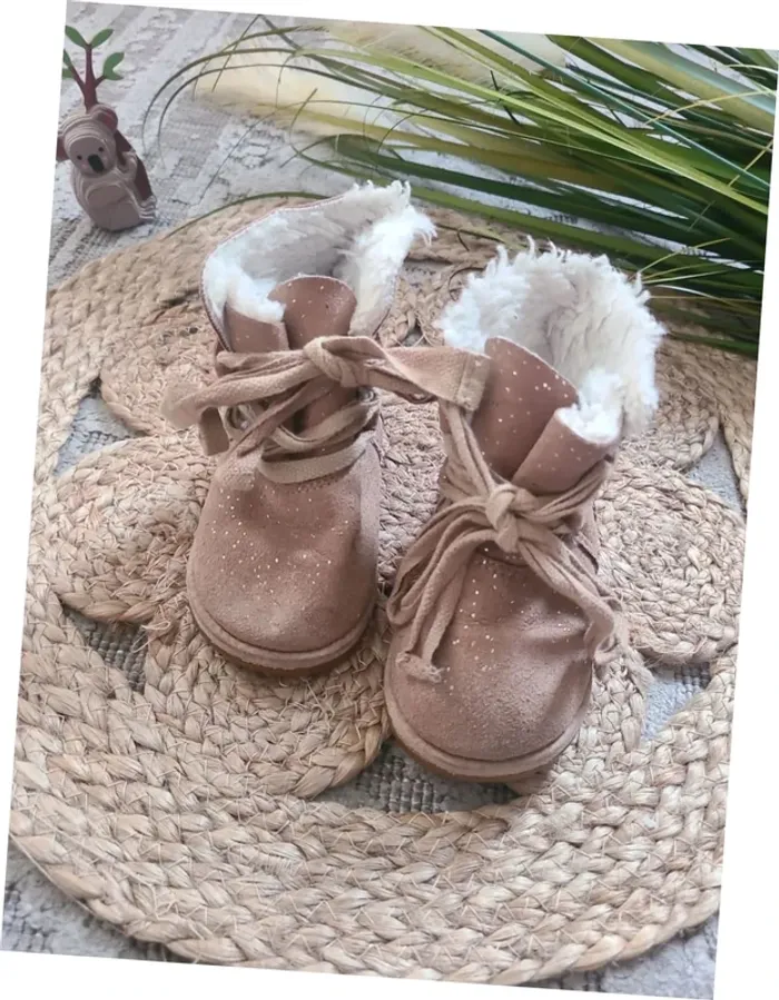 Chaussure taille 20 - photo numéro 2