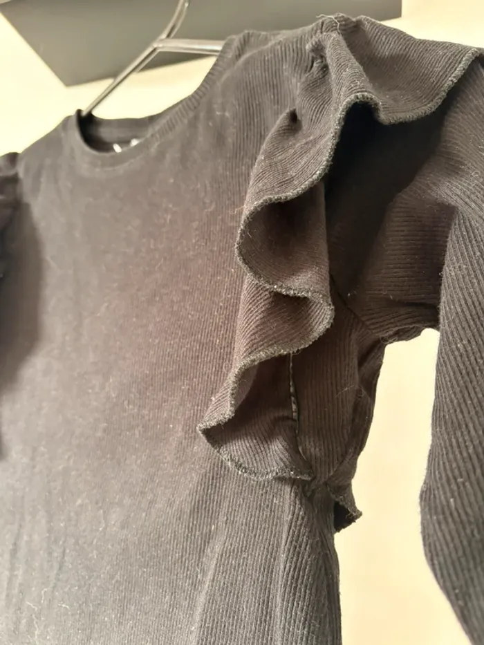 T-shirt Zara • 9ans - photo numéro 3