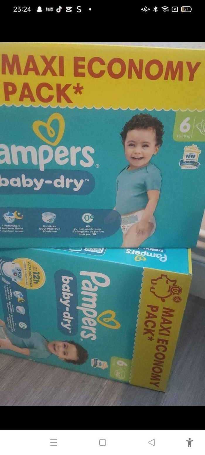 Cartons de couches pampers taille 6