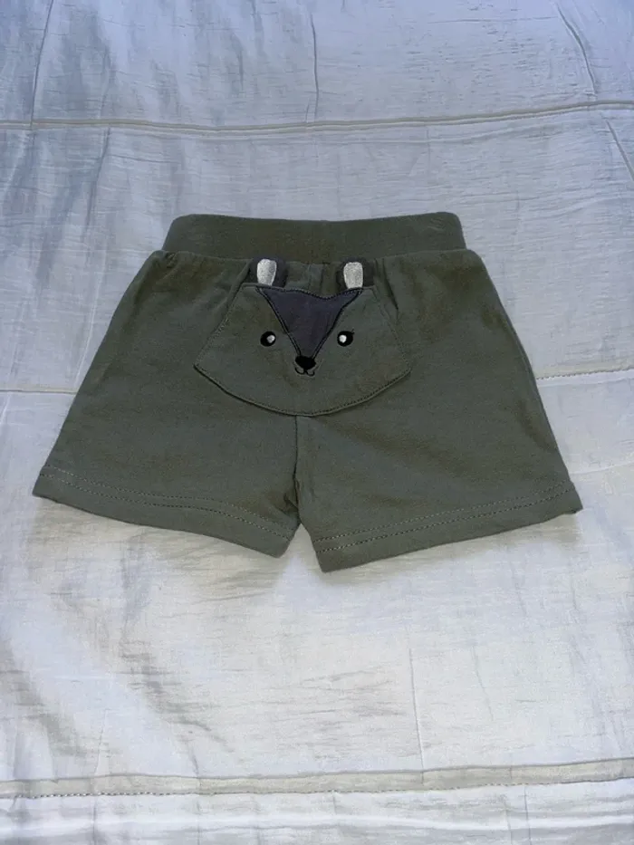 Short vert kaki - photo numéro 2