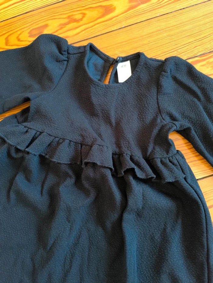 Petite robe noire - photo numéro 2