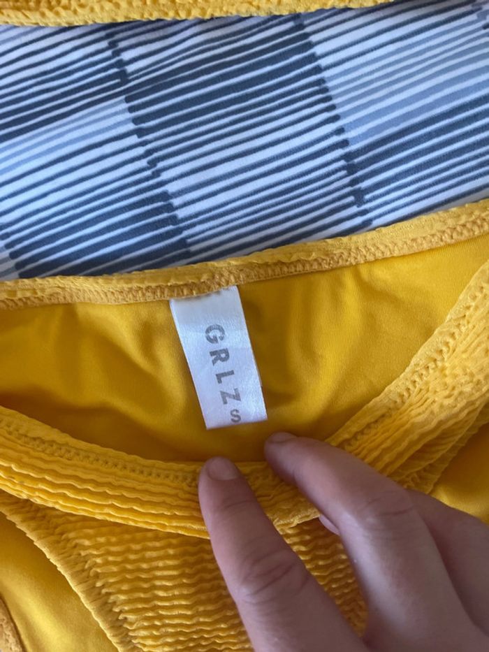 Lot de 2 Maillots de bain - photo numéro 2