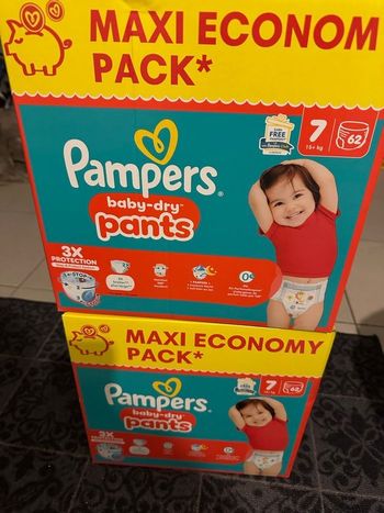 Pampers taille 7/124 couches 