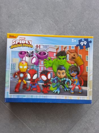 Puzzle Marvel Spidey 5+ neuf Clementoni