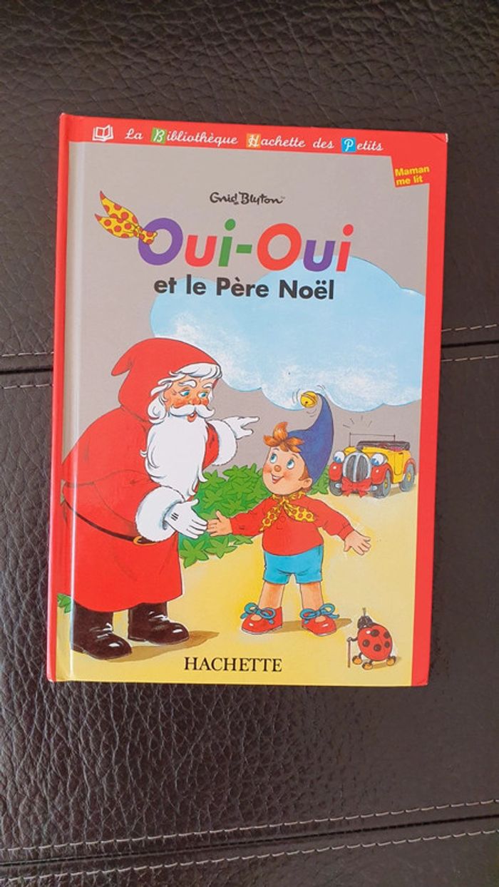 Lot livres Oui-Oui collection "Maman me lit", la bibliothèque Hachette des Petits - photo numéro 12