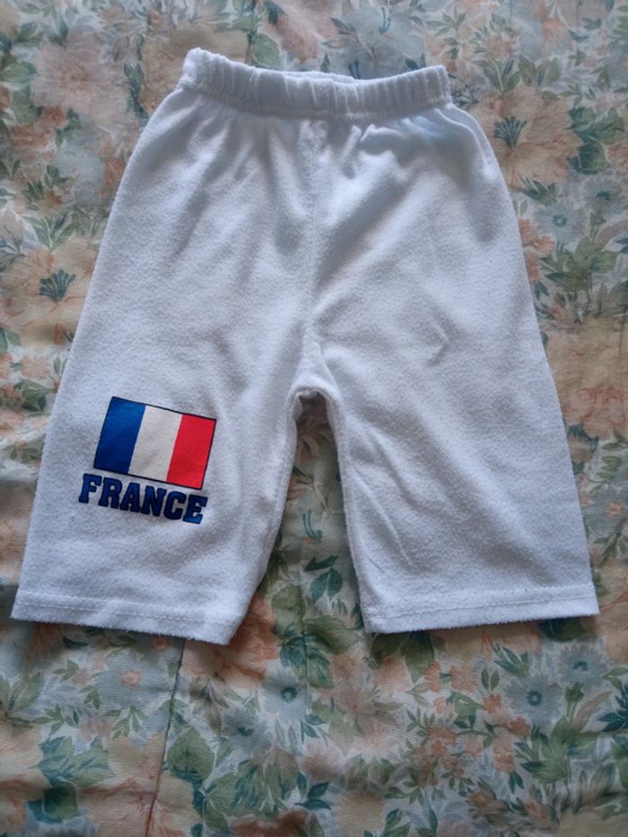 Short 4 ans