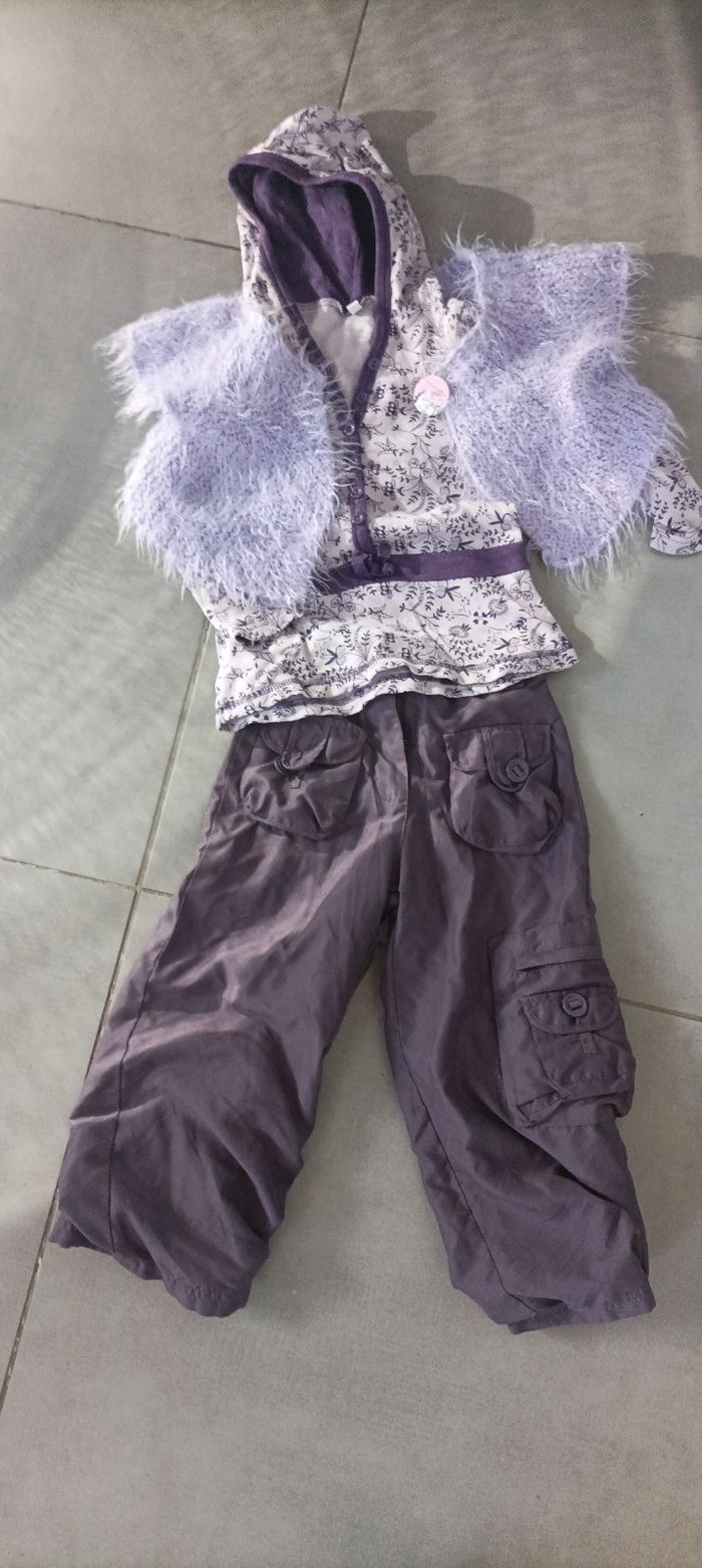 Tenue complète 3- 4 ans