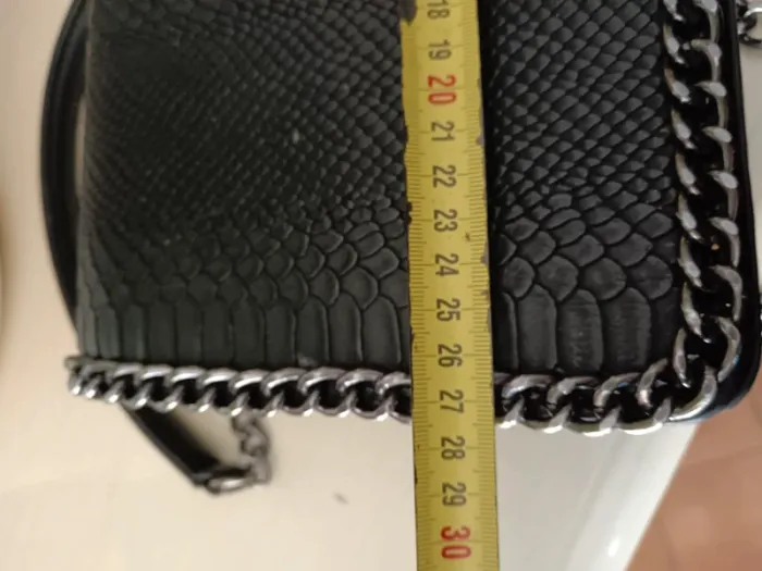 Sac chaîne effet python noir - photo numéro 8
