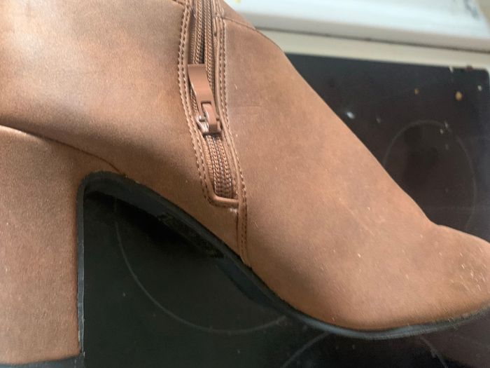 Vends magnifique, paire de bottes neuf - photo numéro 3