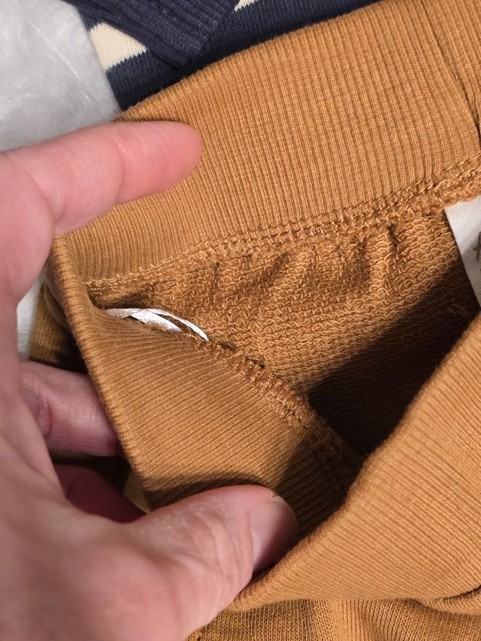 Neufs (non portés) 😍🤩💙 suoerbe ensemble molleton 12 mois garçon et chaussettes 💙😍🤩 - photo numéro 7