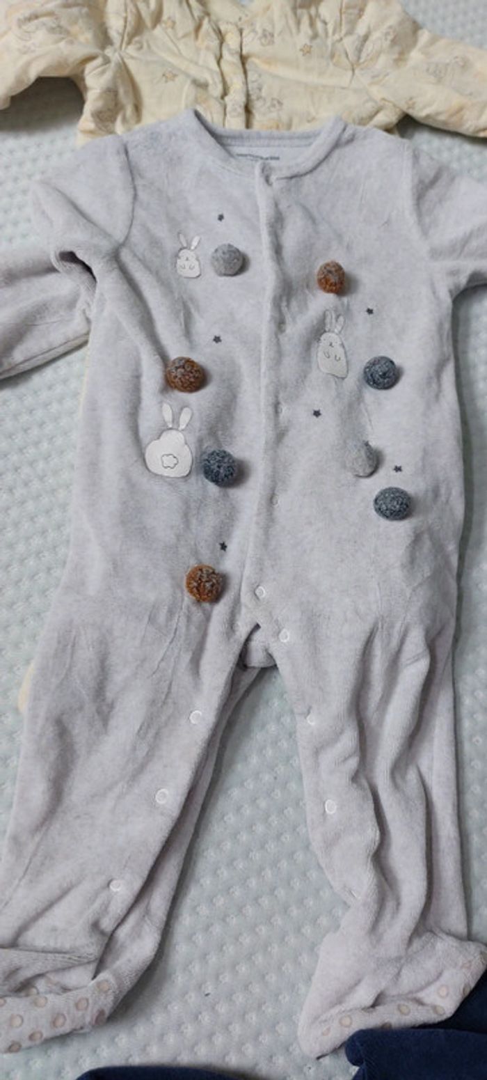 Lot de 4 pyjamas - photo numéro 4