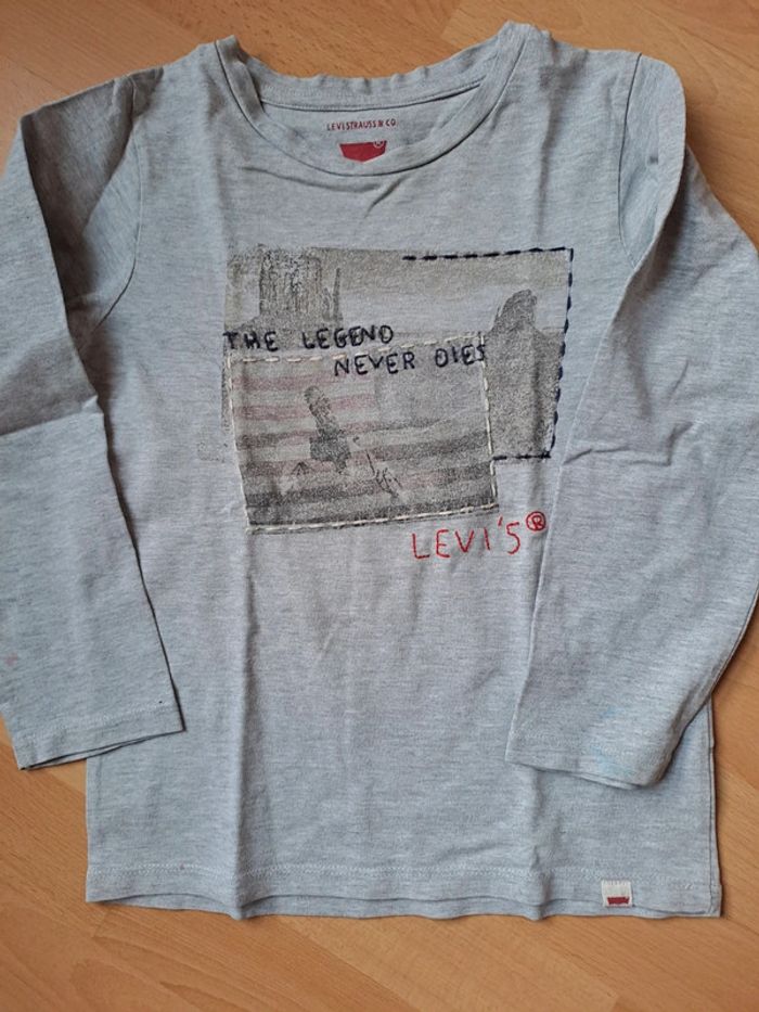 Tee-shirt manches longues #levistrauss@co