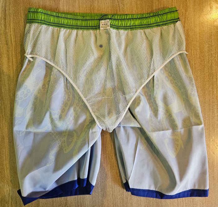 Short de bain T: L - photo numéro 4