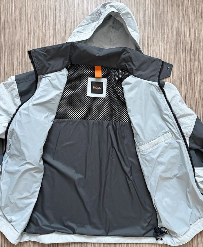 Veste Hugo Boss Neuve - photo numéro 13