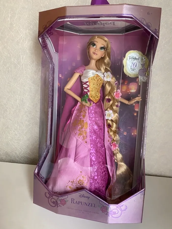 Disney Store Poupée Raiponce en édition limitée - photo numéro 4