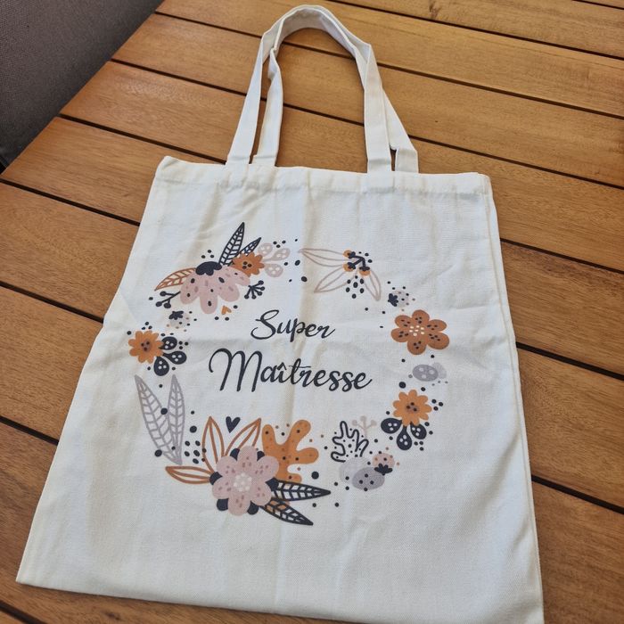 Lot cadeaux maîtresse - photo numéro 3