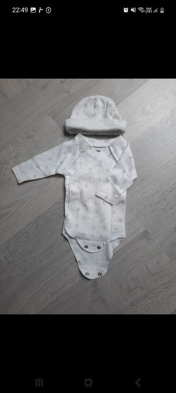 Body + bonnet 1 mois