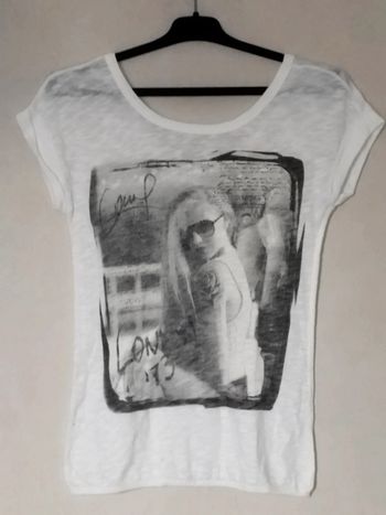 T-shirt imprimé dos V