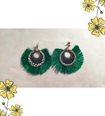 Boucles d'oreilles créoles vertes bohèmes – Collection Émeraude Urbaine