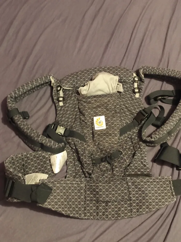 Porte bebe évolutif Ergobaby - photo numéro 3