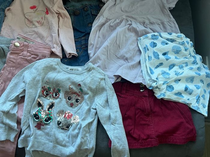Lot de 17 articles vêtements fille 18/24 mois - photo numéro 4