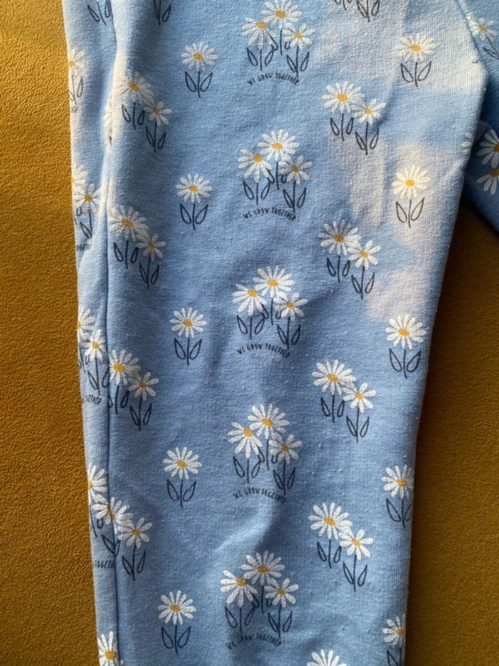 Pantalon à fleur taille 92cm 2/3 ans - photo numéro 3