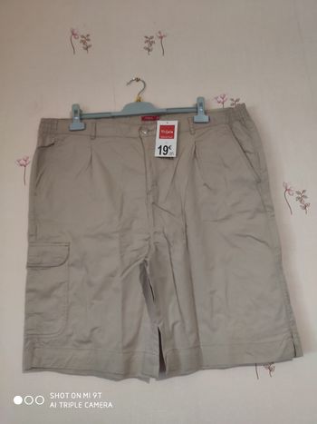 Bermuda homme taille 54 neuf