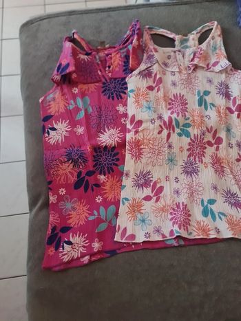 Débardeur fleuris..