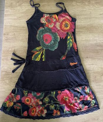 Robe Desigual