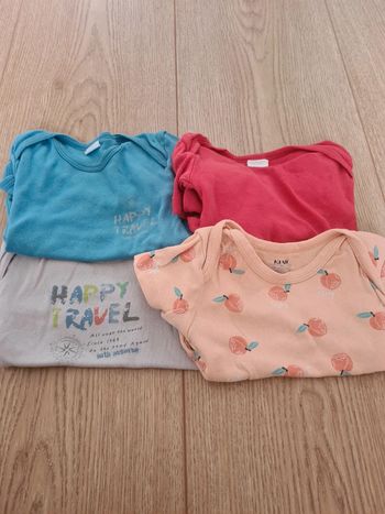 Lot de 4 bodies