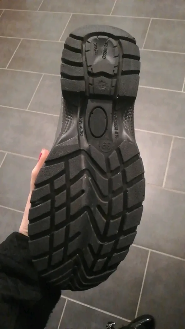 Chaussures de sécurité - photo numéro 2