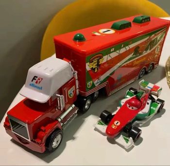 Camion cars et sa voiture en métal 
