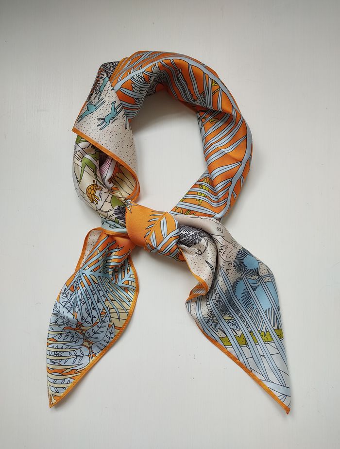 Foulard 90 animaux dans la forêt orange - photo numéro 5