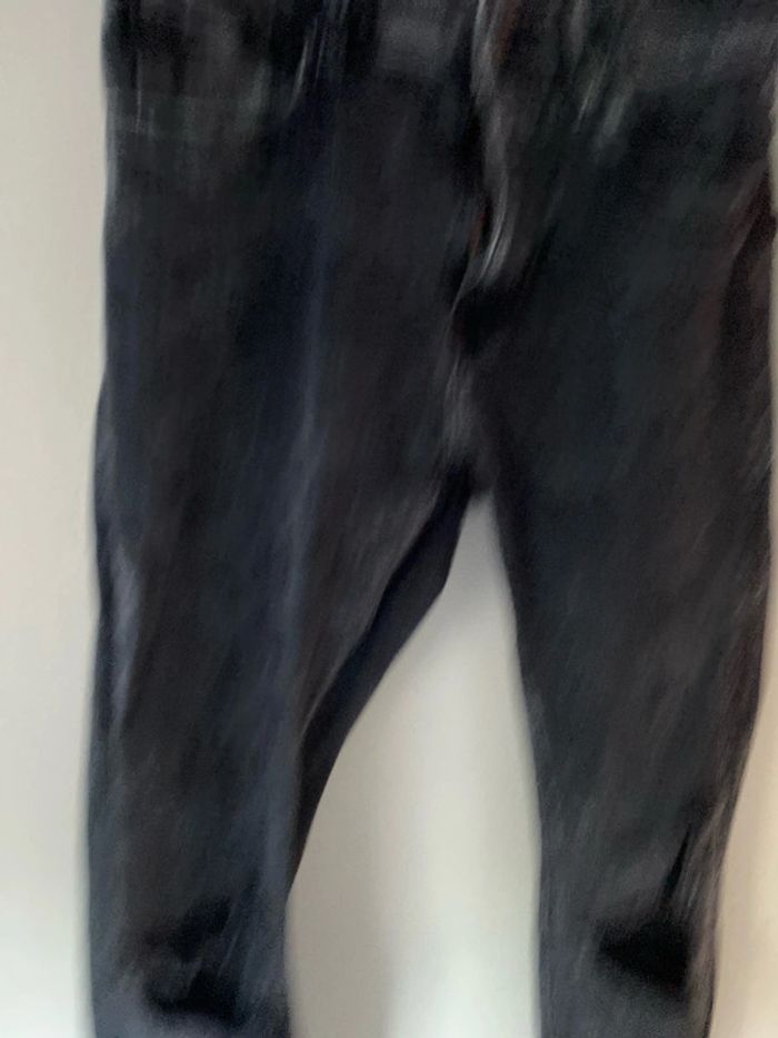 J’ai Bershka, taille M. - photo numéro 3