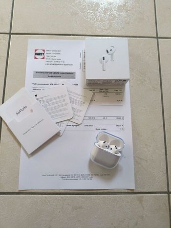 AirPods 4 ANC