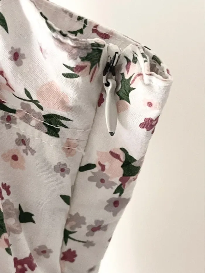 Très jolie robe blanche fleurie en coton forme nuisette taille 38 - photo numéro 7