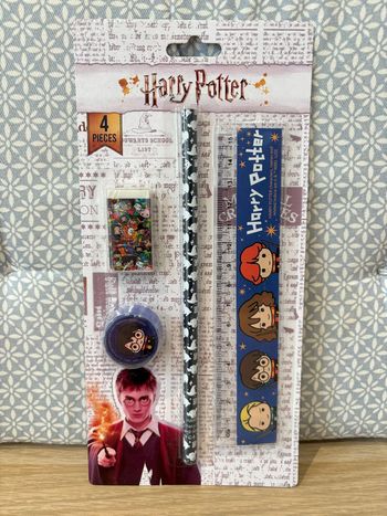 Kit Scolaire 4 pièces "Harry Potter"