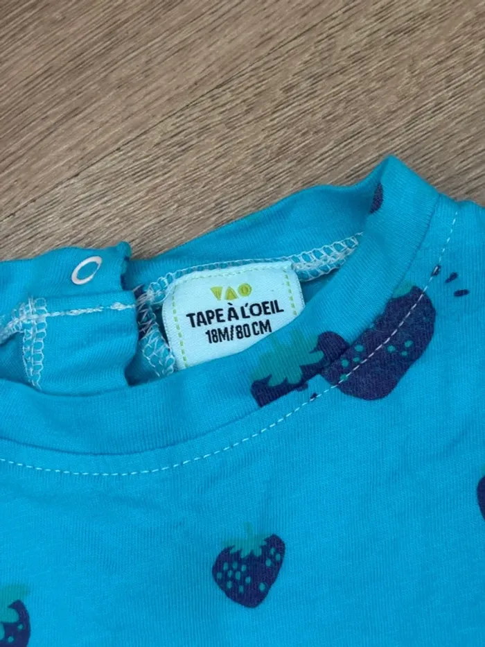 T-shirt bleu fraises TAO - photo numéro 2