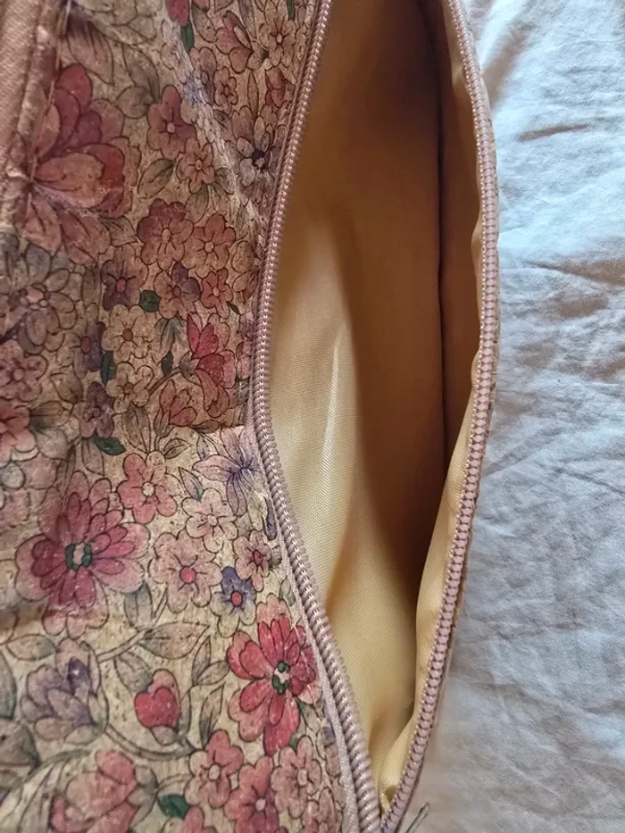 Pochette liège femme Parfait état - photo numéro 4