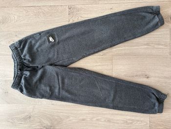 Jogging Nike Taille 10-12 Ans