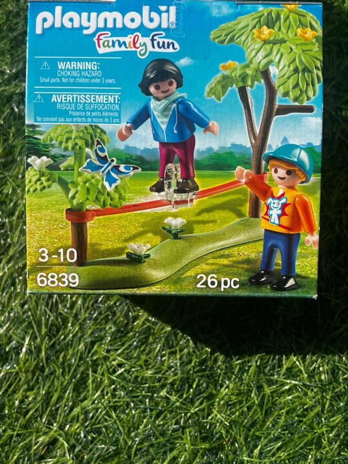 Playmobil équilibriste 6839 dans œuf Pâques - photo numéro 2