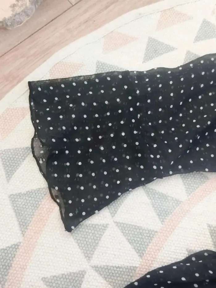 Blouse Noire pois blancs - H&M XS - Excellent état - photo numéro 7
