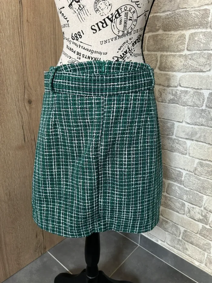 Jupe verte taille 40 - photo numéro 3